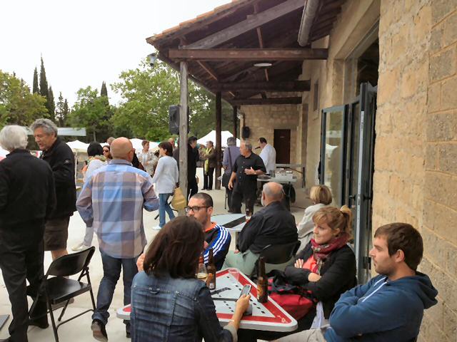 Tuesday Market Photo: Jean-Walter Geiser