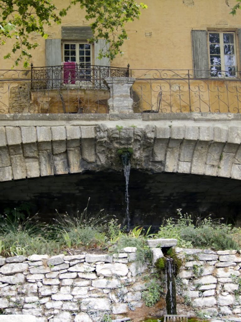 Vestiges of Roman occupation can be seen at Chateau La Canorgue