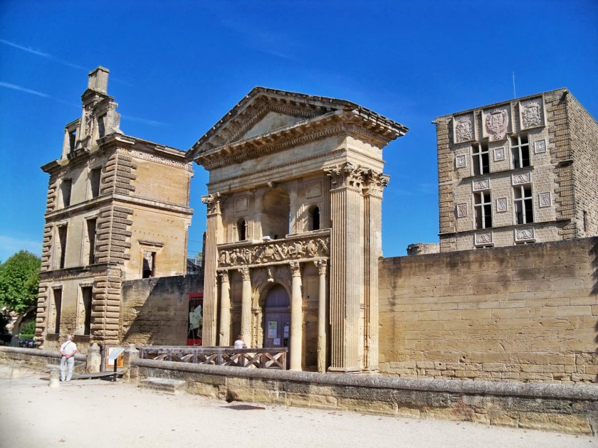 la tour d'aigues festival